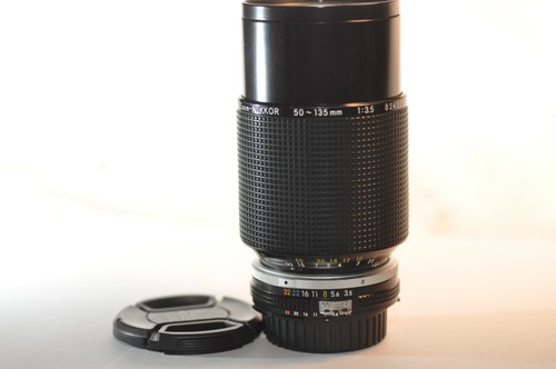 Nikon zoom nikkor 135 - nikkor, mm