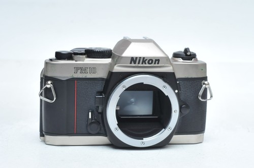 Nikon fm10 parti - nikon, *parti/riparazione*